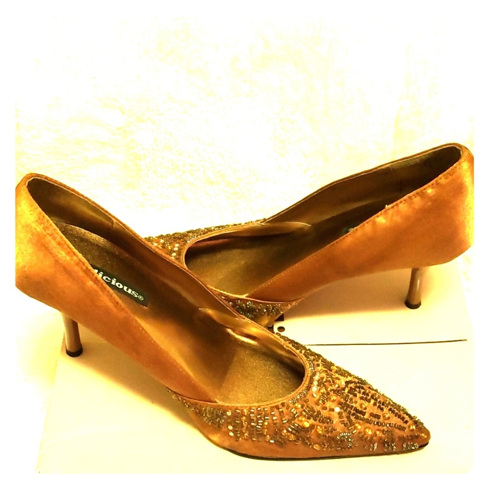 👠Delicious copper colored heels👠